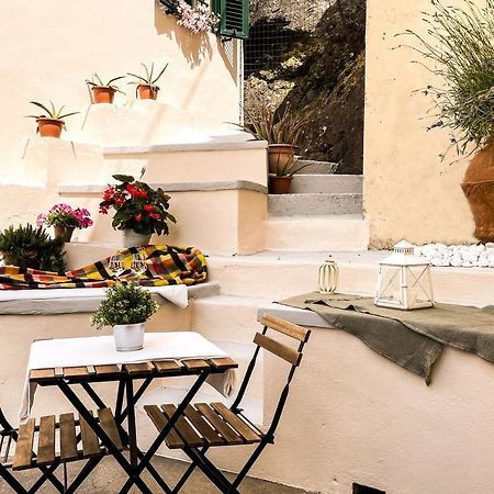 Villa Casa Storica Con Terrazzo Castellina Marittima Exterior foto